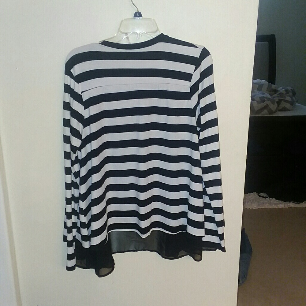 Cardigan - Picture 2 of 2